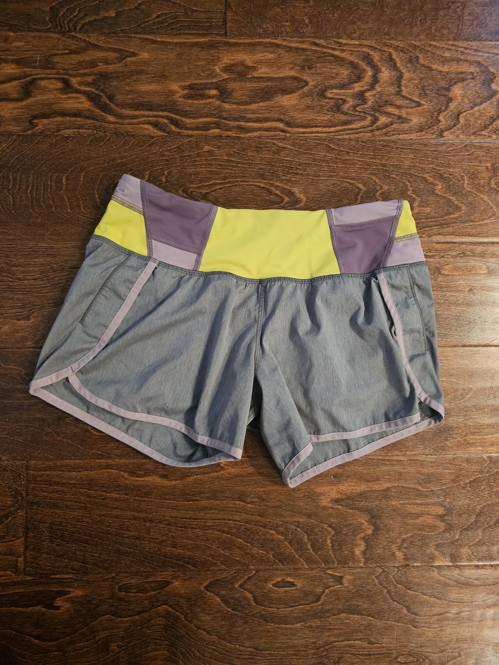 lululemon athletica Women’s Gray Shorts with Colorblock Waistband